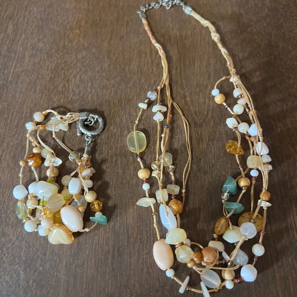 Multi Strand Stone Beaded Necklace Bracelet Set Jewlery - Picture 5 of 7